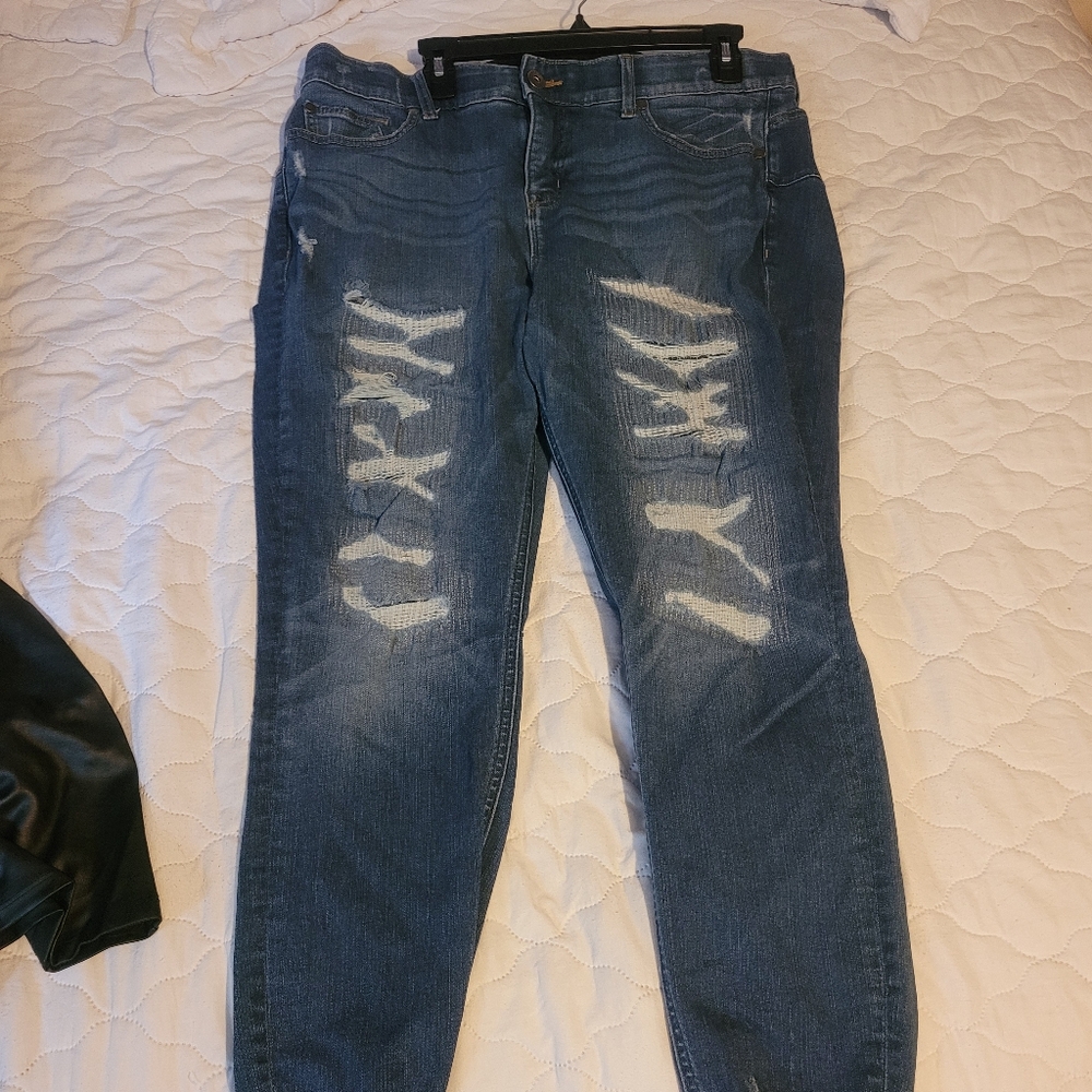 Size 20R Torrid Skinny Destructed Jeans